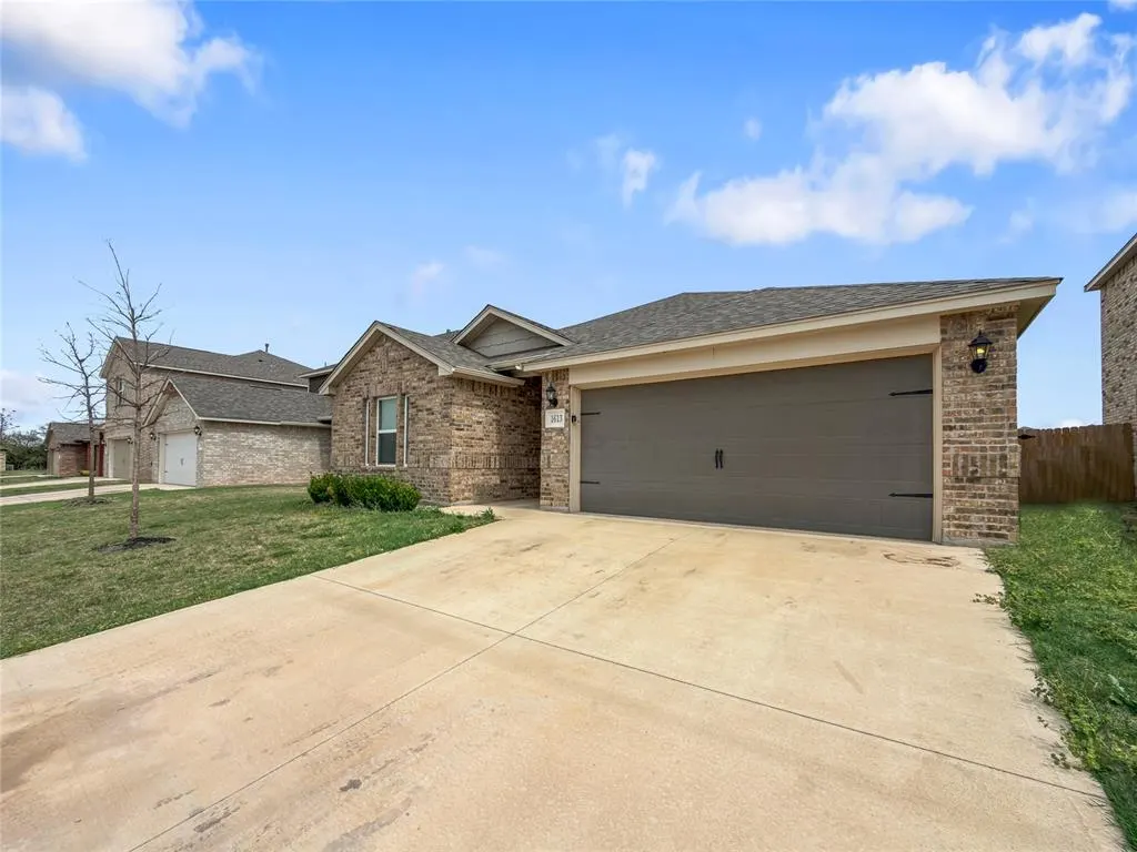 Photo 3 — 1613 Ruby Drive, El Reno, OK 73036