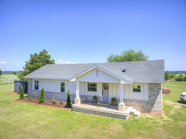 Front exterior — 8800 N Coltrane Road, Guthrie, OK 73044