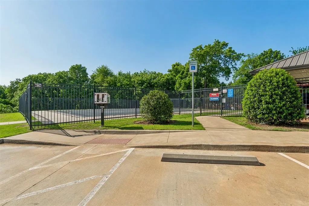 Photo 37 — 912 NW 185th Street, Edmond, OK 73012