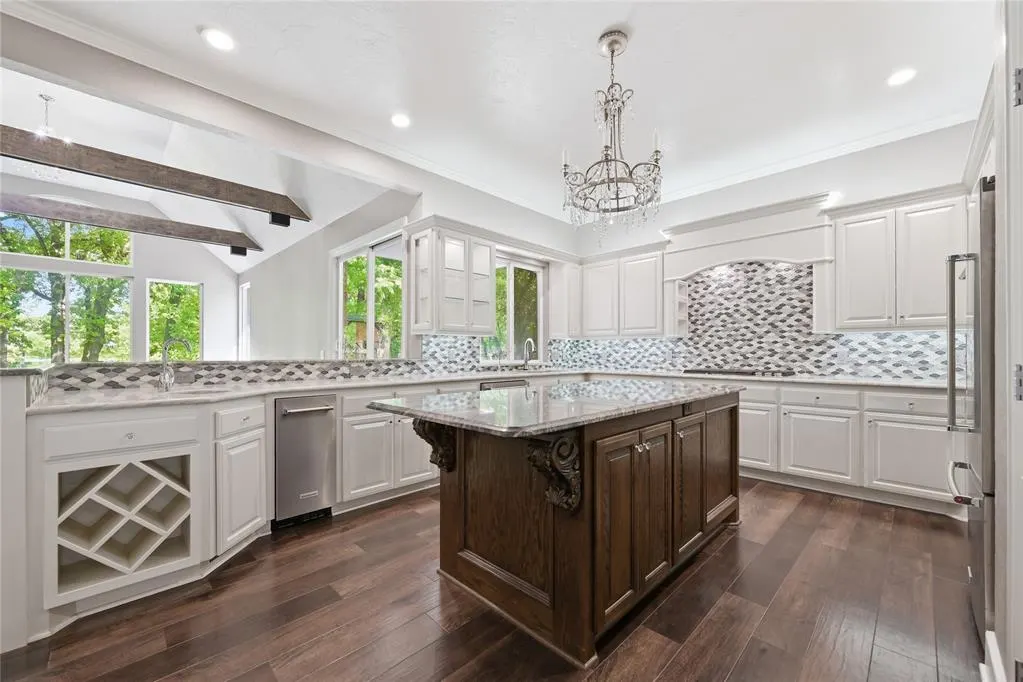 Photo 10 — 2500 Perth Drive, Edmond, OK 73013