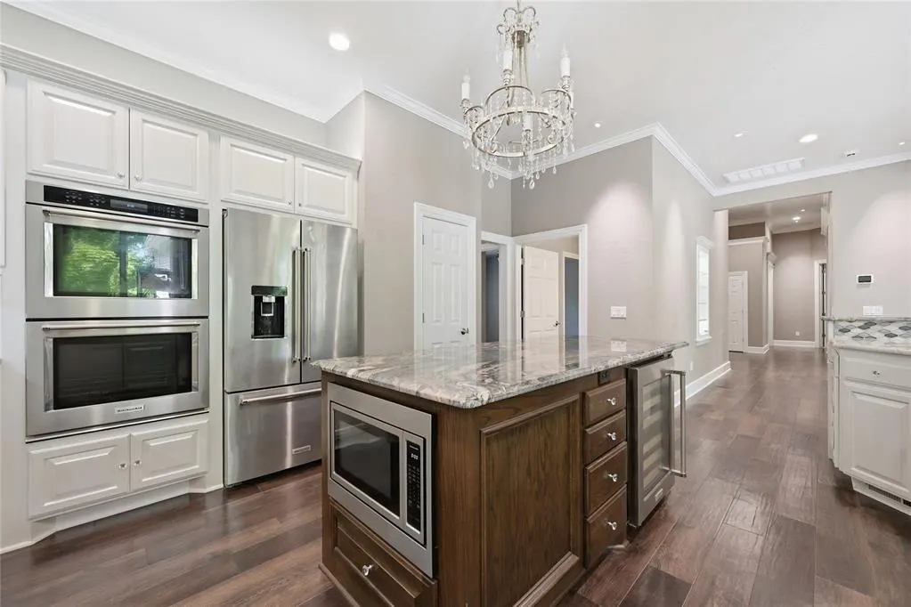 Photo 11 — 2500 Perth Drive, Edmond, OK 73013