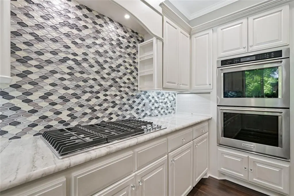 Photo 12 — 2500 Perth Drive, Edmond, OK 73013