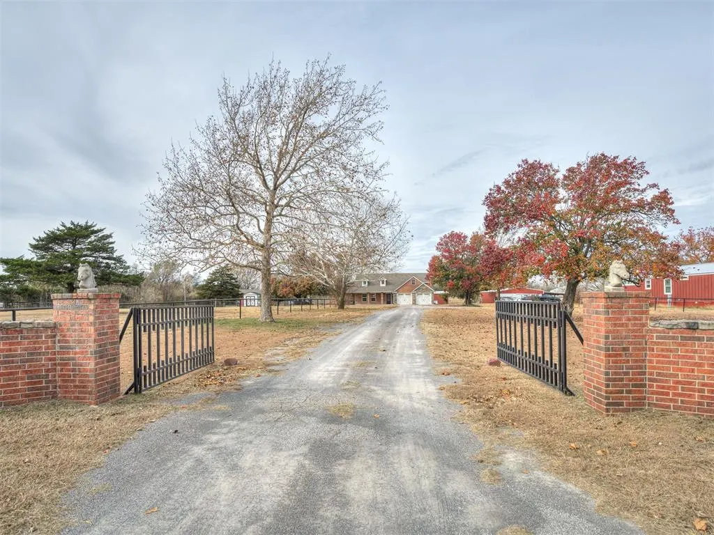 Photo 4 — 3570 S Ladd Avenue, Goldsby, OK 73093