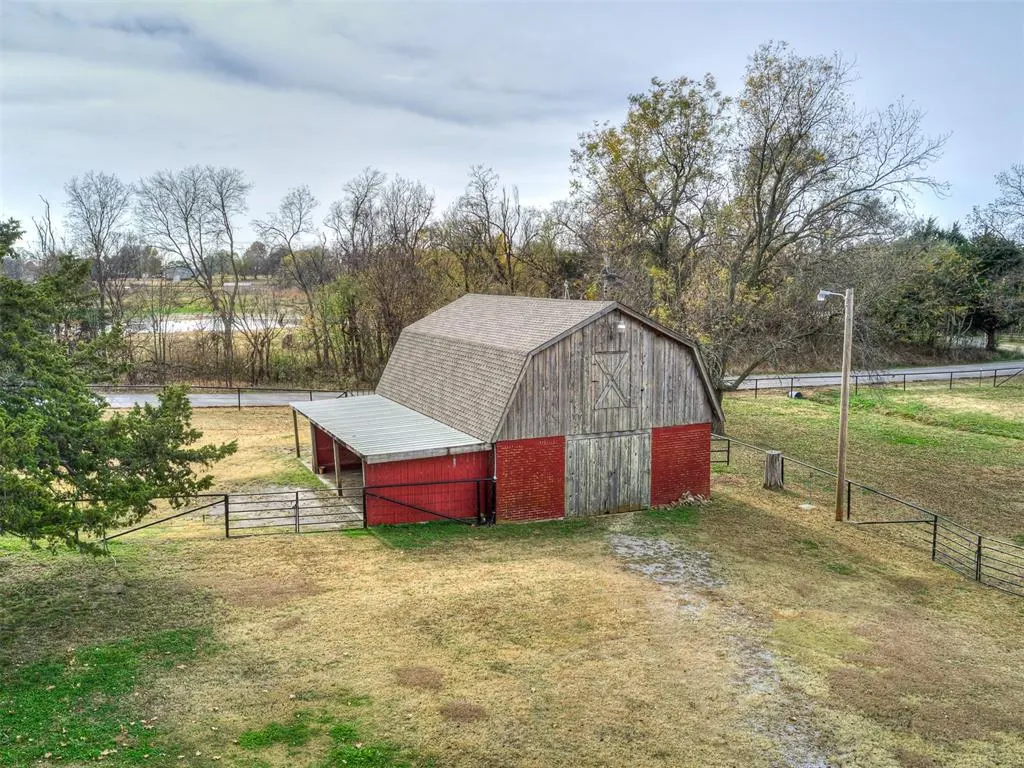 Photo 5 — 3570 S Ladd Avenue, Goldsby, OK 73093