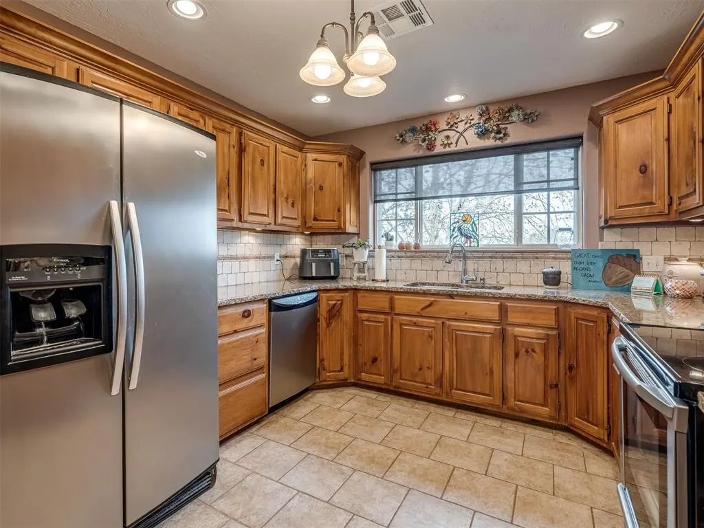 Photo 19 — 3570 S Ladd Avenue, Goldsby, OK 73093