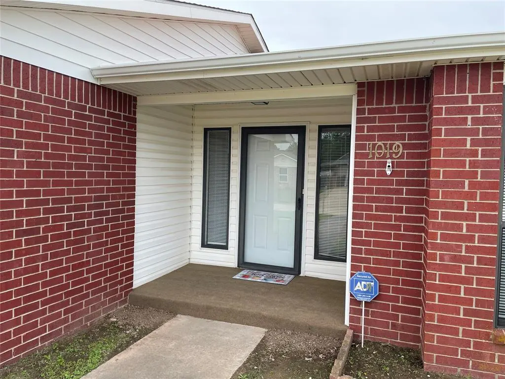 Photo 4 — 1019 Burning Wood Drive, Shawnee, OK 74804