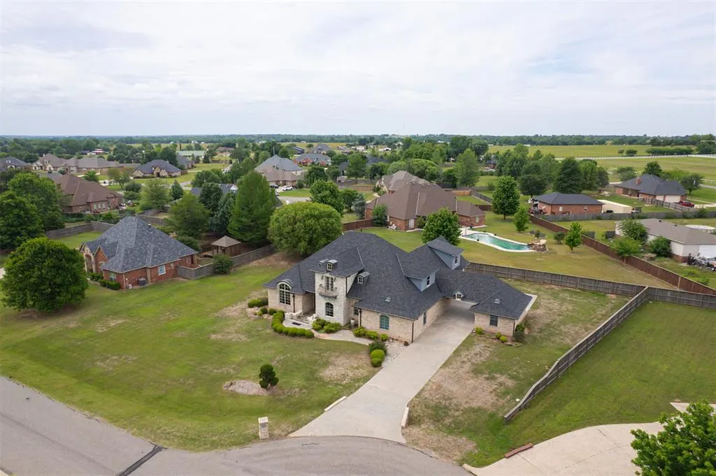Photo 49 — 320 Lysbeth Court, Goldsby, OK 73093
