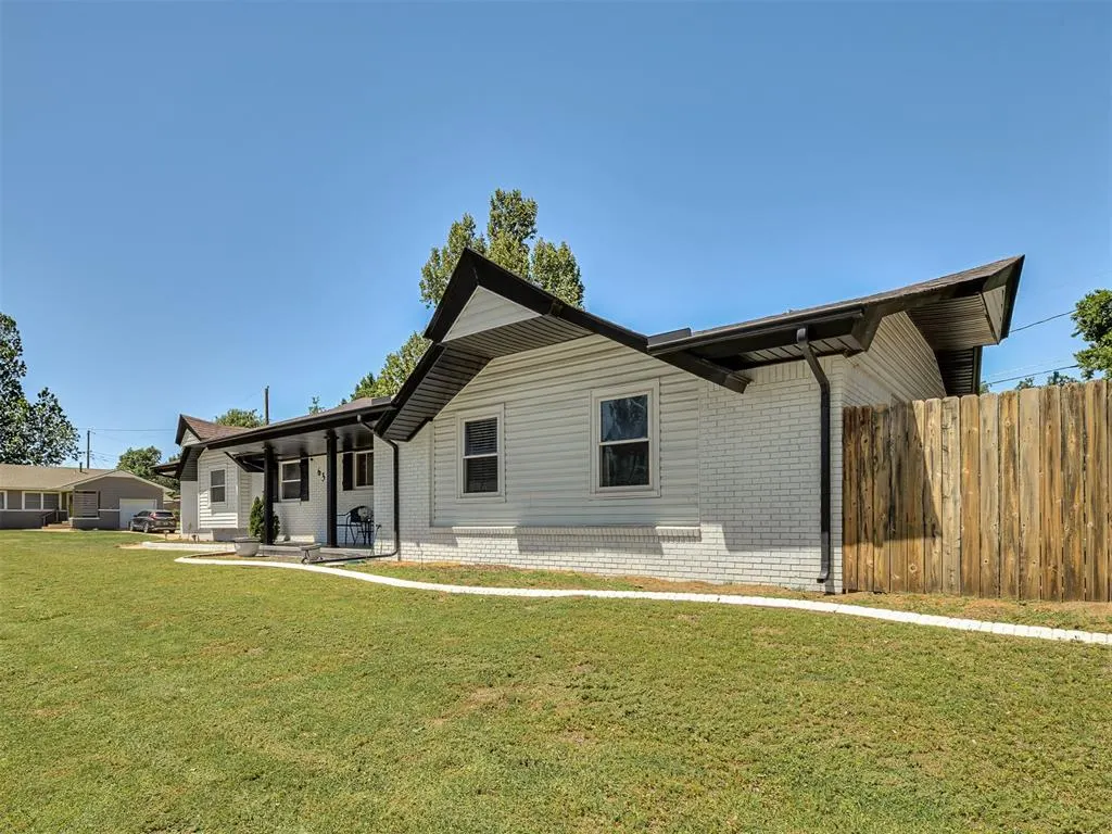Photo 3 — 6311 NW 19th Street, Bethany, OK 73008