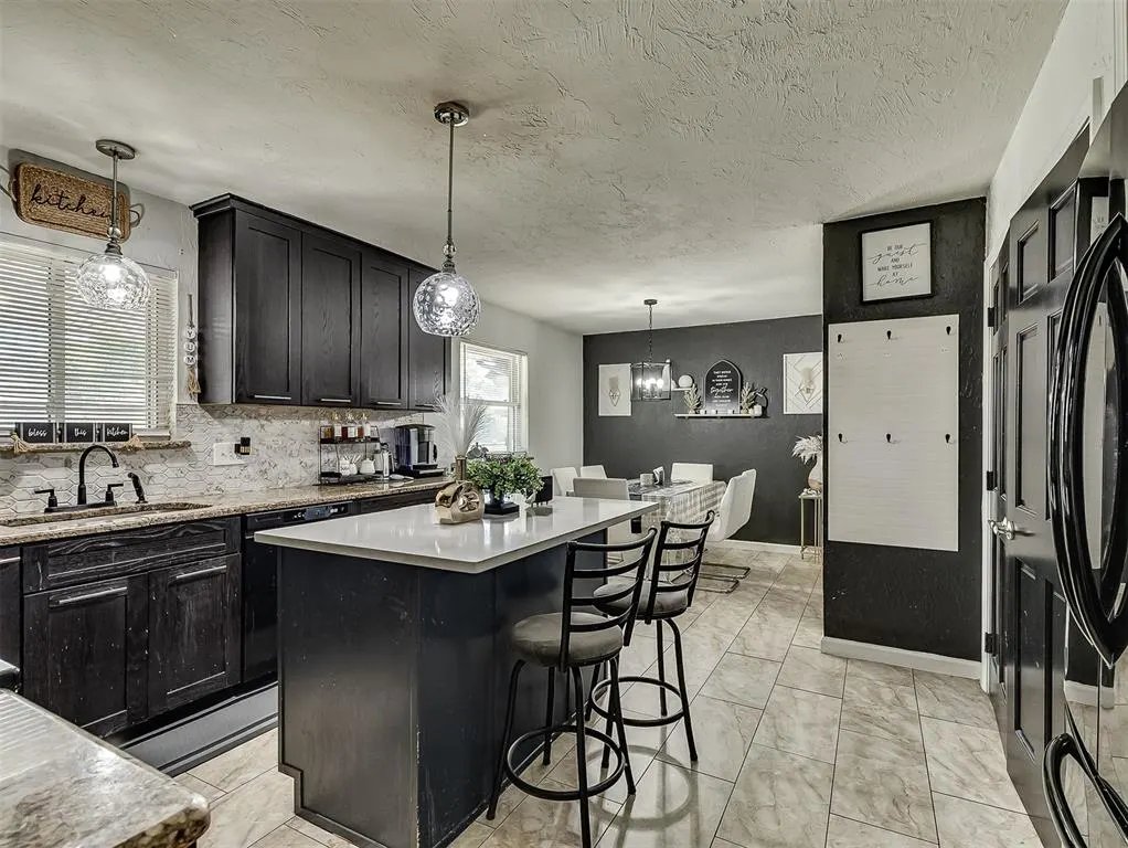 Photo 14 — 6311 NW 19th Street, Bethany, OK 73008
