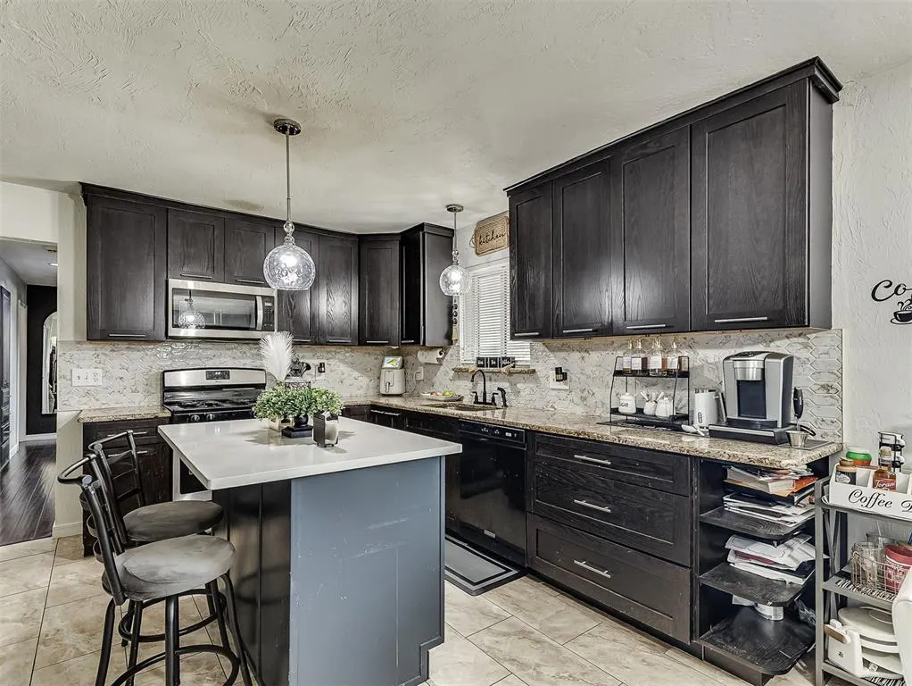 Photo 17 — 6311 NW 19th Street, Bethany, OK 73008