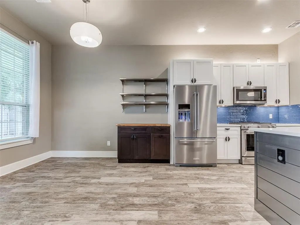Photo 9 — 2312 NE 4th Street, Moore, OK 73160