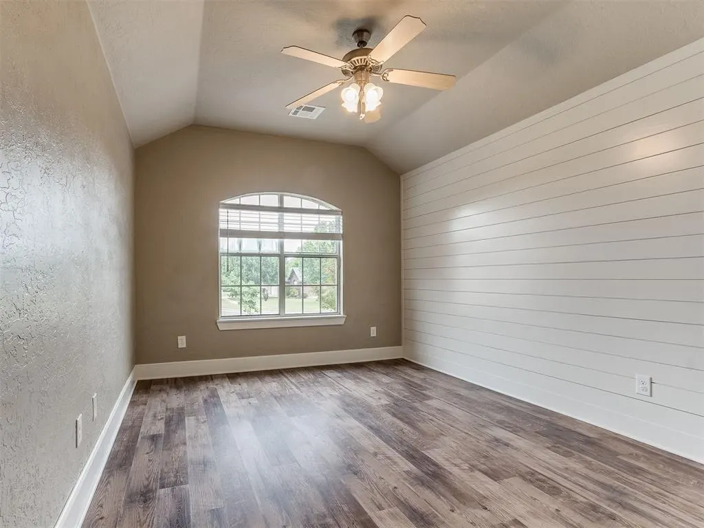 Photo 15 — 2312 NE 4th Street, Moore, OK 73160