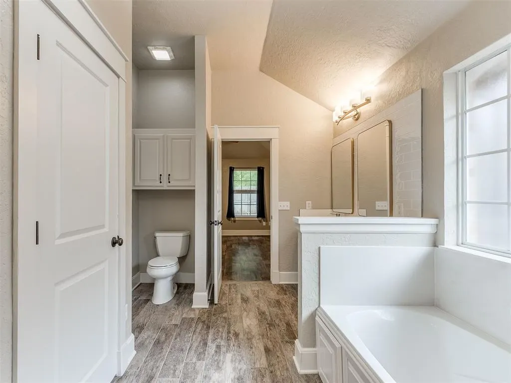 Photo 28 — 2312 NE 4th Street, Moore, OK 73160