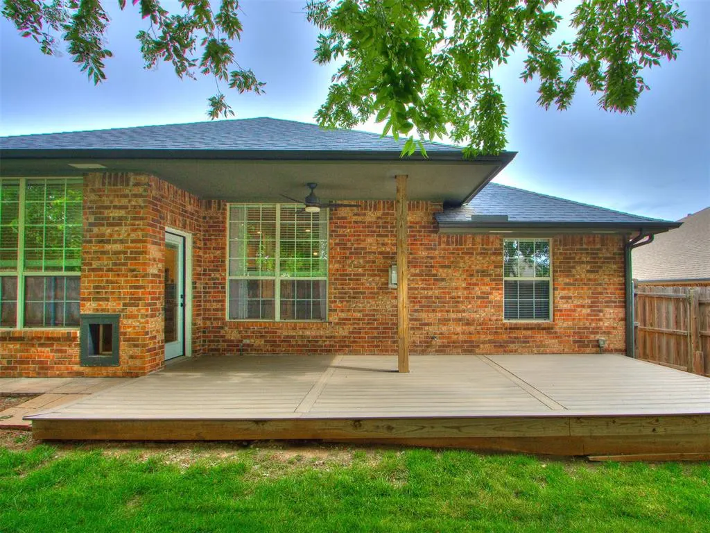 Photo 32 — 2312 NE 4th Street, Moore, OK 73160