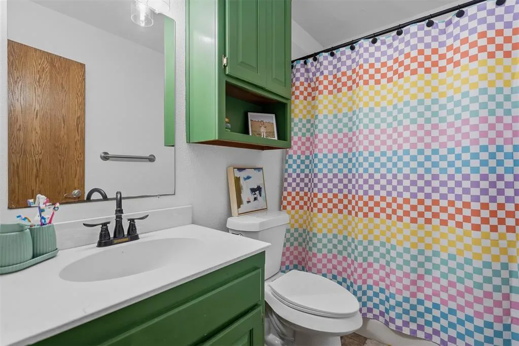 Photo 25 — 536 N Johnsonville Avenue, Byars, OK 74831