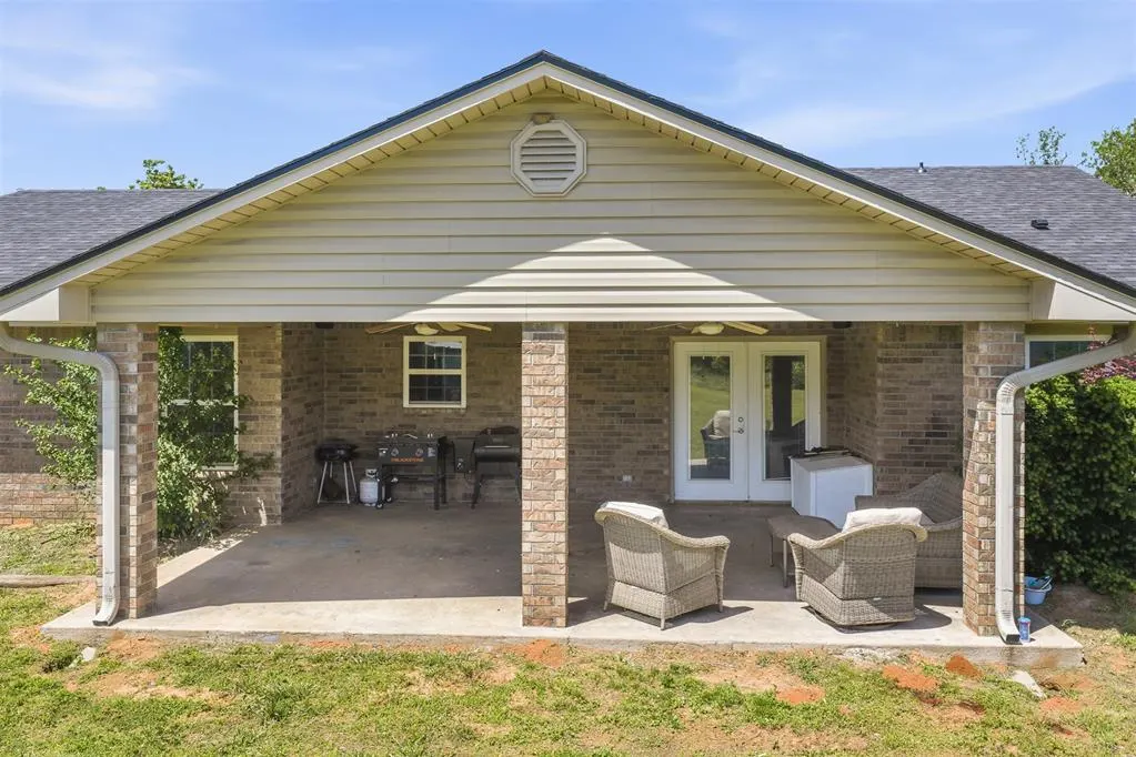 Photo 33 — 536 N Johnsonville Avenue, Byars, OK 74831