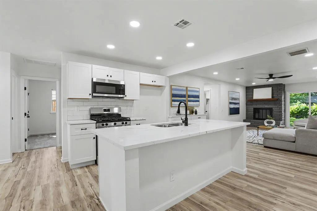 Photo 3 — 210 E Vida Way, Norman, OK 73069