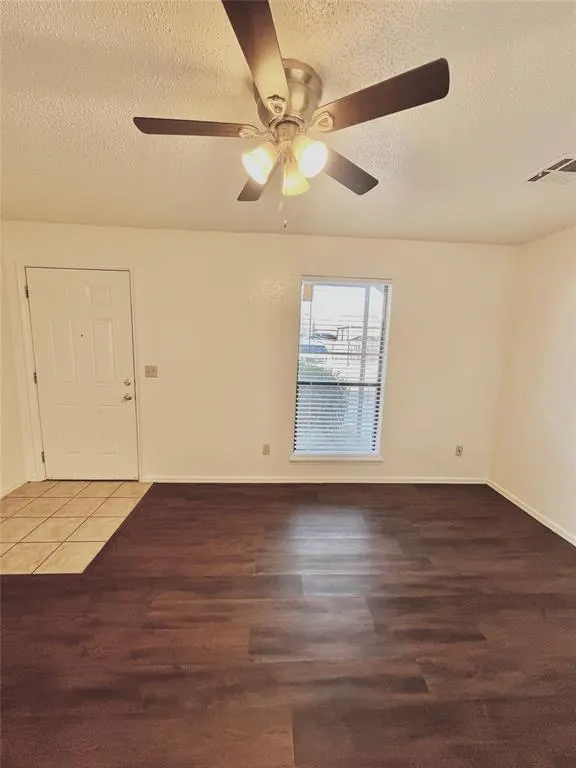Photo 5 — 1901 E LINDSEY Street 25A, Norman, OK 73071