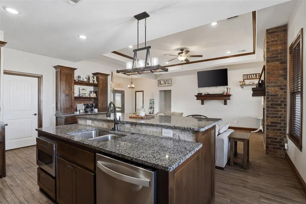 Photo 19 — 104 E Cool Springs Road, Rush Springs, OK 73082