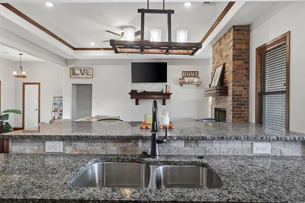 Photo 20 — 104 E Cool Springs Road, Rush Springs, OK 73082