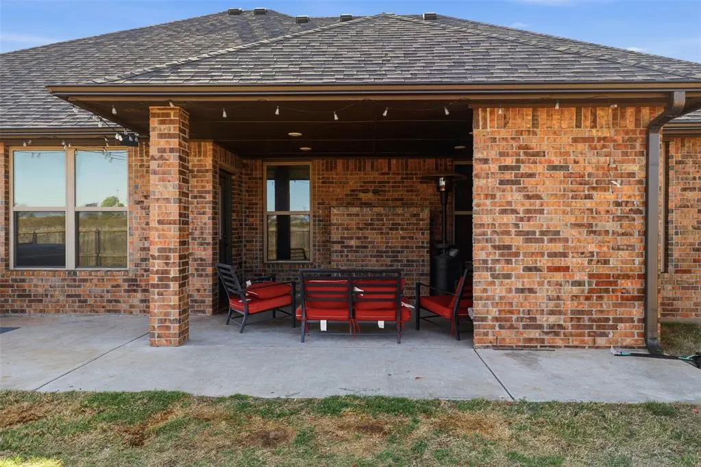 Photo 40 — 104 E Cool Springs Road, Rush Springs, OK 73082