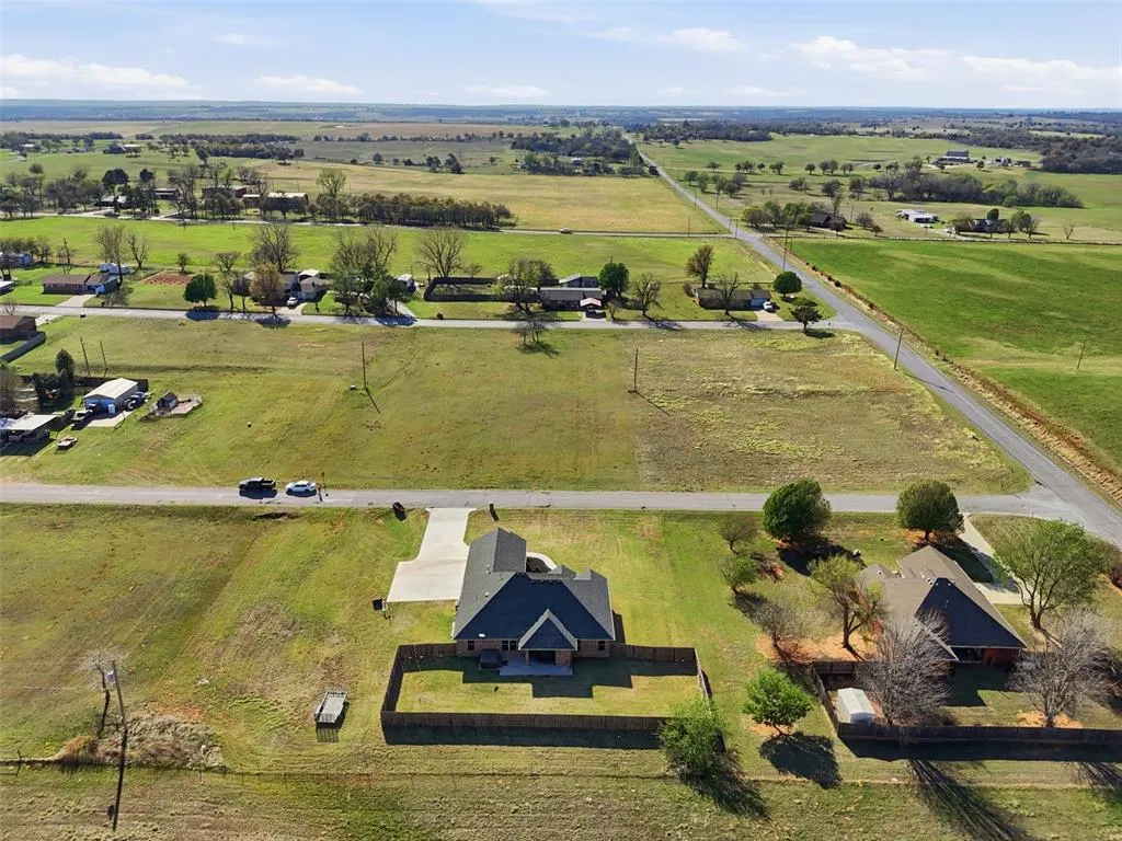 Photo 43 — 104 E Cool Springs Road, Rush Springs, OK 73082