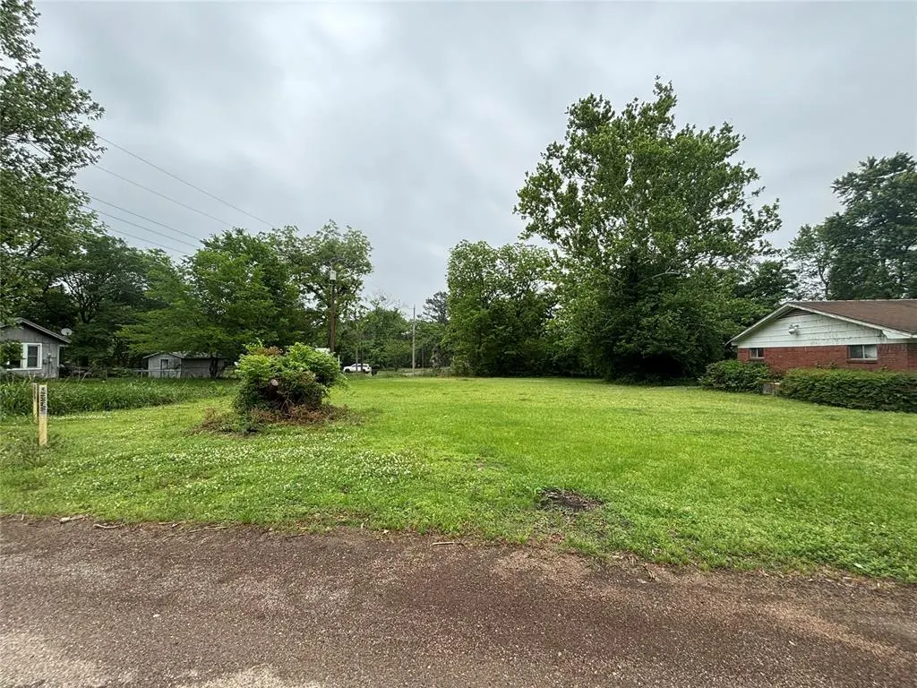 Photo 7 — 408 NE Ave A Avenue, Idabel, OK 74745