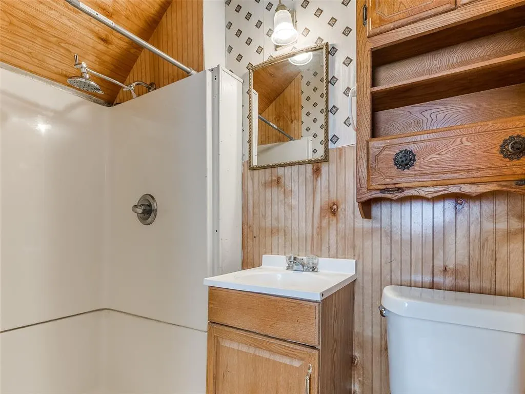 Photo 9 — 125 E Beard Drive, Midwest City, OK 73110