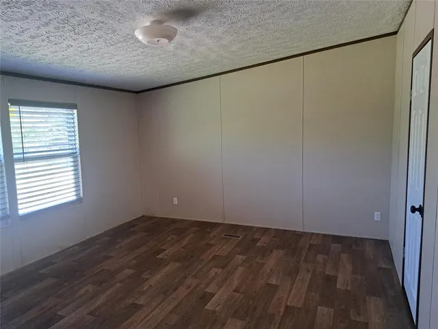 Photo 6 — 4090 Whitetail Circle, Guthrie, OK 73044