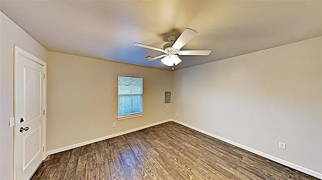 Photo 8 — 5012 Avion Court, Oklahoma City, OK 73135