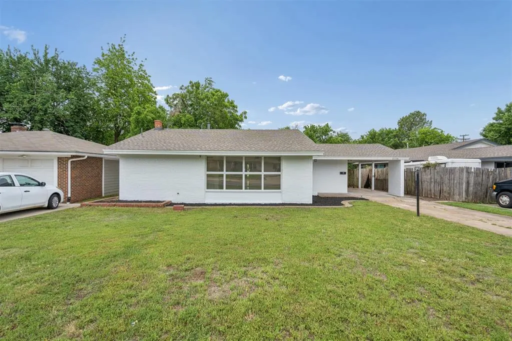 Photo 2 — 2716 NW 47th Street, Oklahoma City, OK 73112