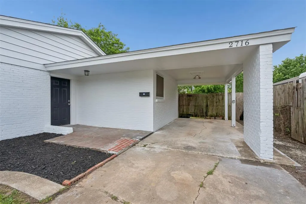 Photo 4 — 2716 NW 47th Street, Oklahoma City, OK 73112