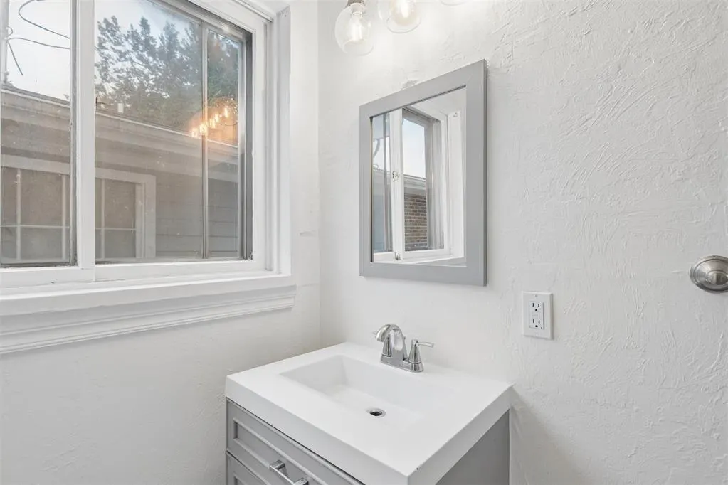 Photo 26 — 2716 NW 47th Street, Oklahoma City, OK 73112