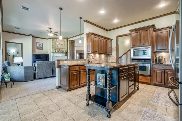 Photo 8 — 16336 Winding Park Drive, Edmond, OK 73013