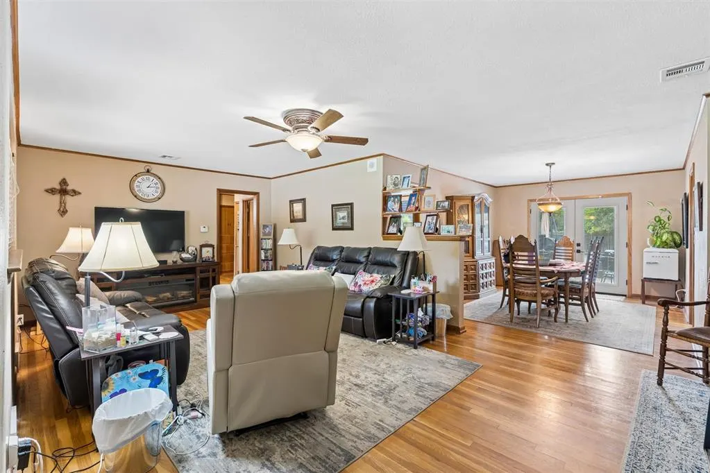Photo 6 — 111 Crestmont Avenue, Norman, OK 73069
