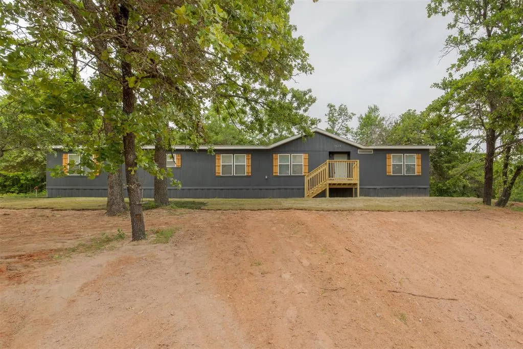 Photo 3 — 1523 142nd Avenue, Norman, OK 73026