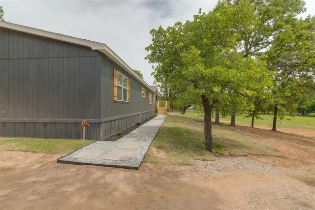 Photo 6 — 1523 142nd Avenue, Norman, OK 73026
