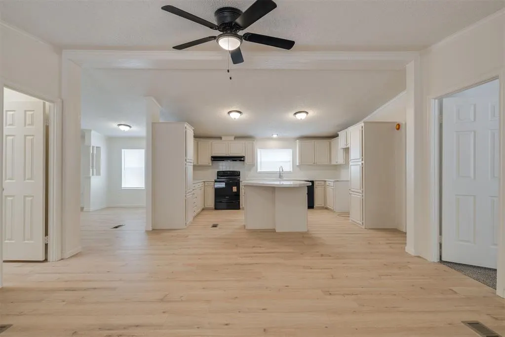 Photo 17 — 1523 142nd Avenue, Norman, OK 73026