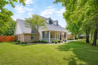 Sold home at 620 Hunt Club Road