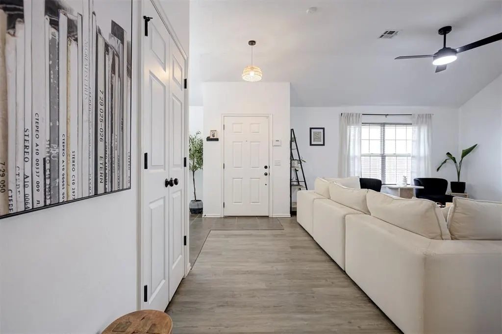 Photo 8 — 12601 Heritage Oaks Drive, Oklahoma City, OK 73120