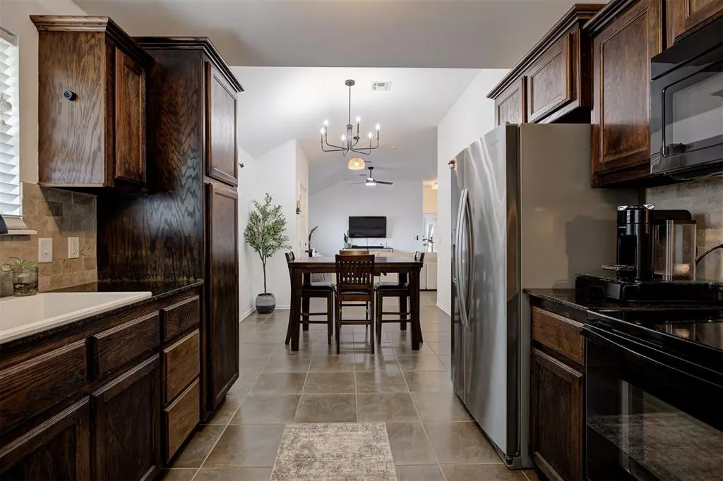Photo 15 — 12601 Heritage Oaks Drive, Oklahoma City, OK 73120