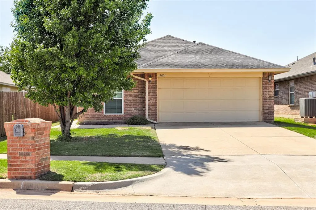 Photo 35 — 12601 Heritage Oaks Drive, Oklahoma City, OK 73120
