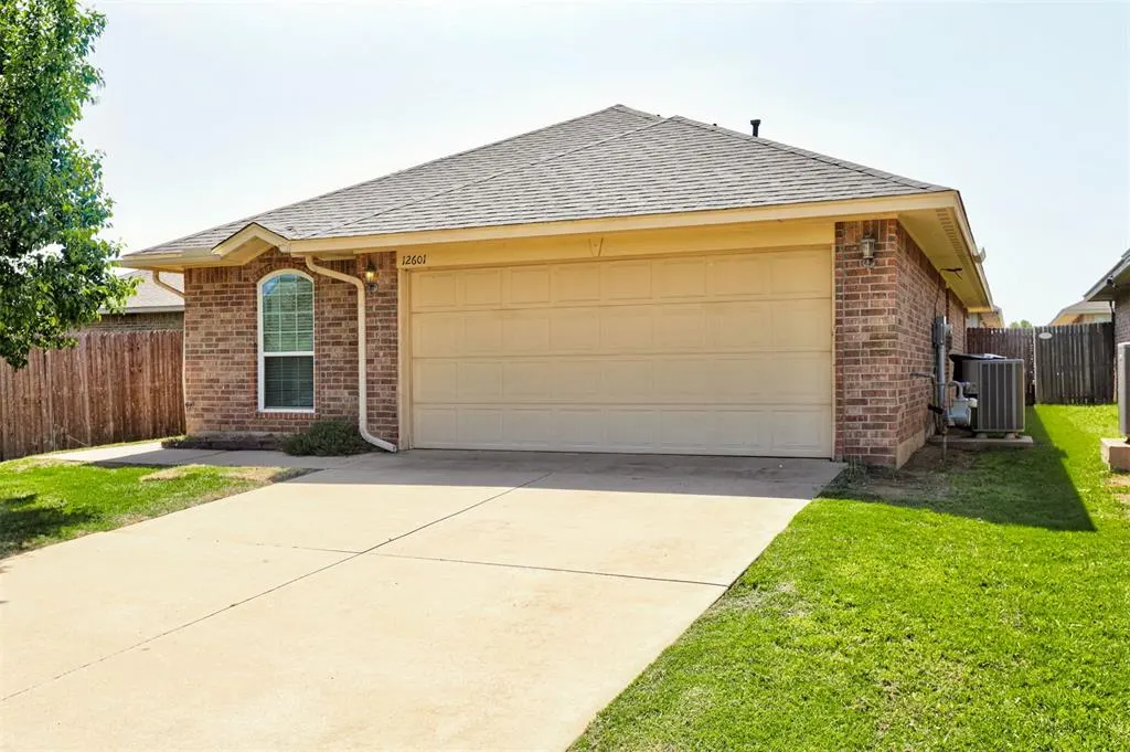 Photo 36 — 12601 Heritage Oaks Drive, Oklahoma City, OK 73120