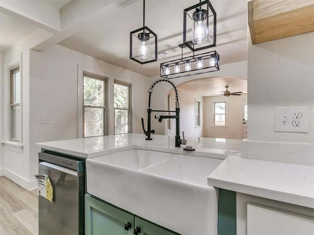 Photo 4 — 1805 N Gatewood Avenue 1 & 2, Oklahoma City, OK 73106