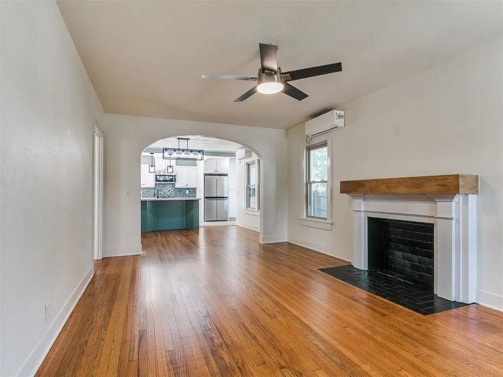Photo 9 — 1805 N Gatewood Avenue 1 & 2, Oklahoma City, OK 73106