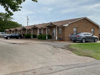 Sold home at 715 E Kee Street