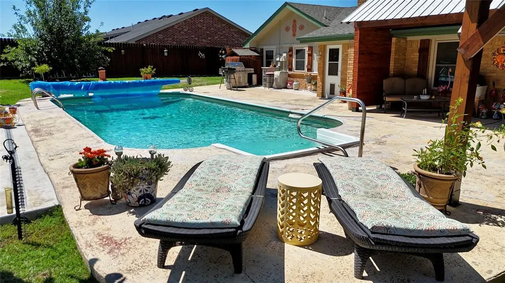 Photo 6 — 2112 Lynn Lane, Weatherford, OK 73096