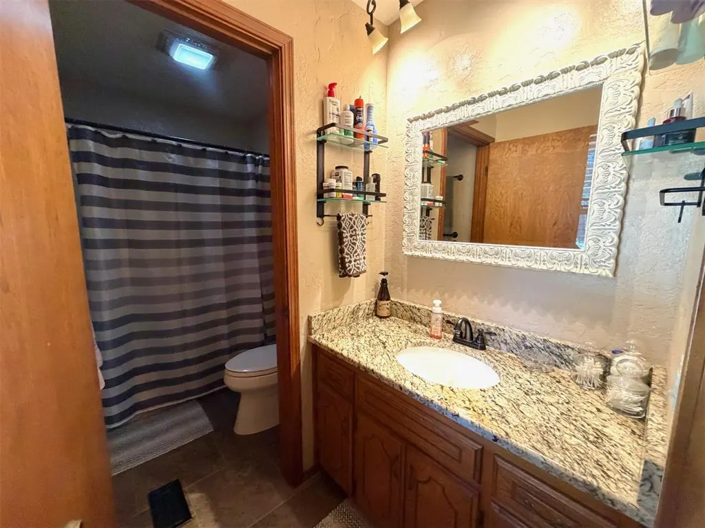 Photo 32 — 2112 Lynn Lane, Weatherford, OK 73096