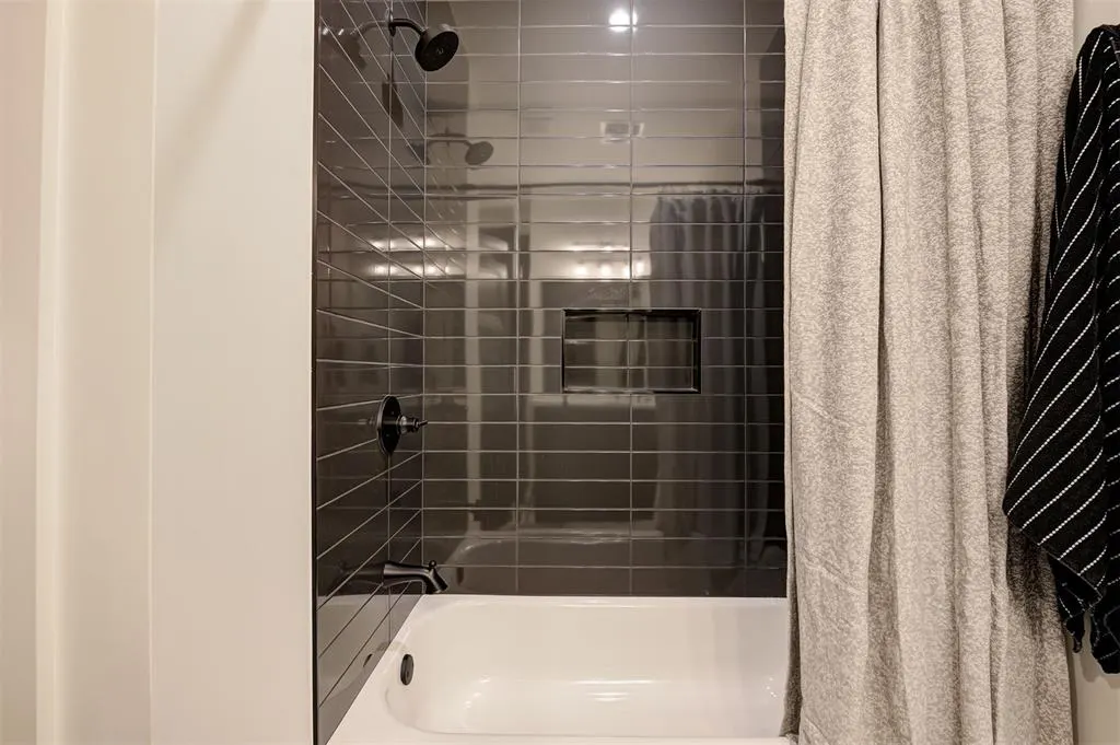 Photo 14 — 10104 SW 25th Court, Yukon, OK 73099
