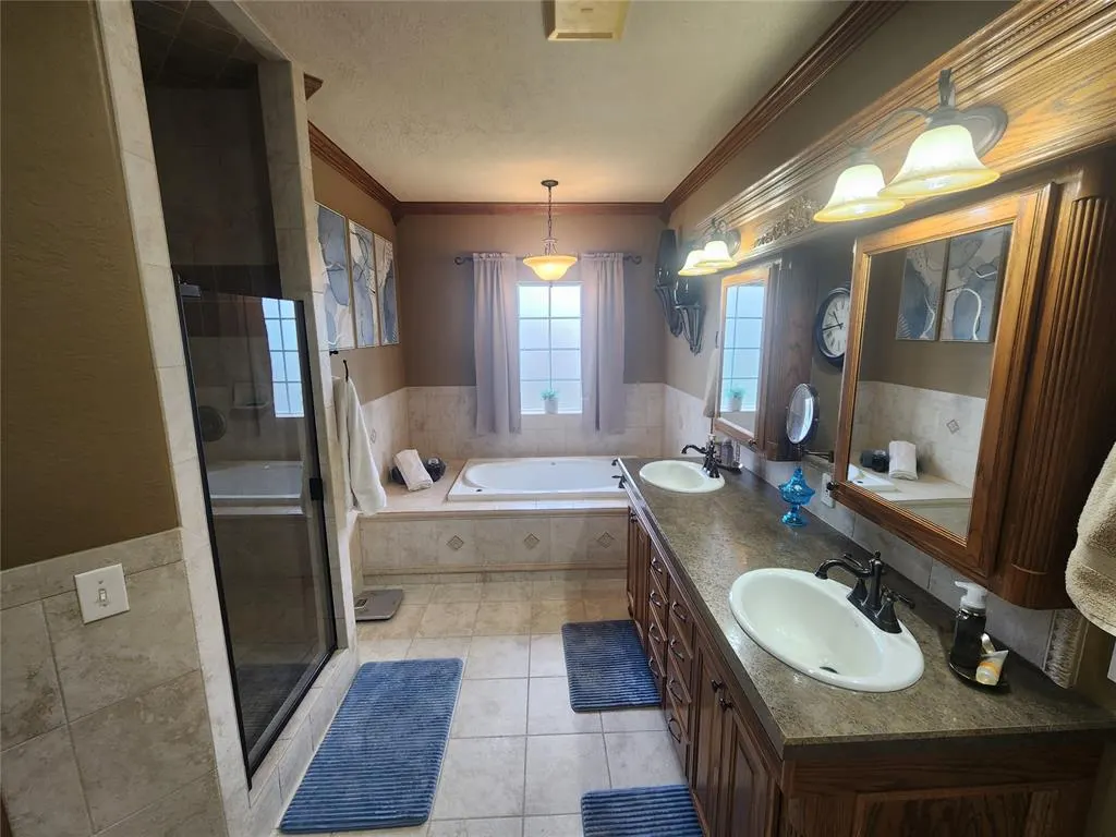 Photo 9 — 401 S Coblake Street, Apache, OK 73006